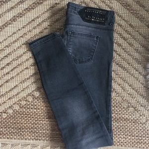 Zara skinny jeans size 4